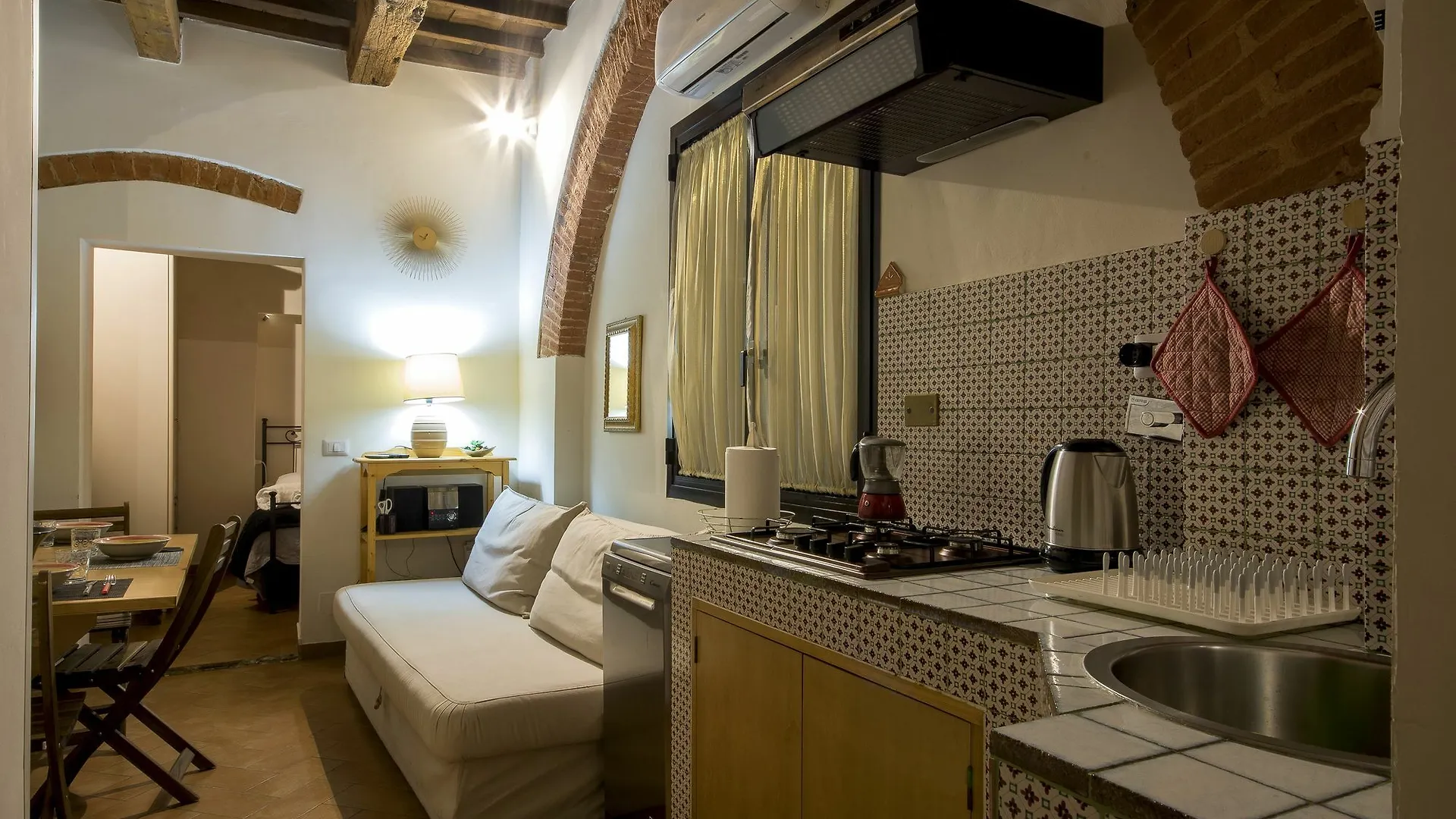Apartment Zeus Florens Italien